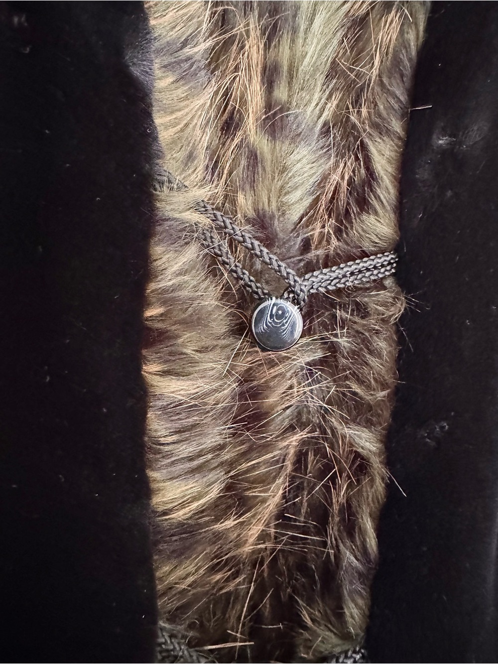Vintage Black Faux Fur Hooded Toggle Coat Boho Penny Lane Y2K Whimsigoth - Picture 2 of 12